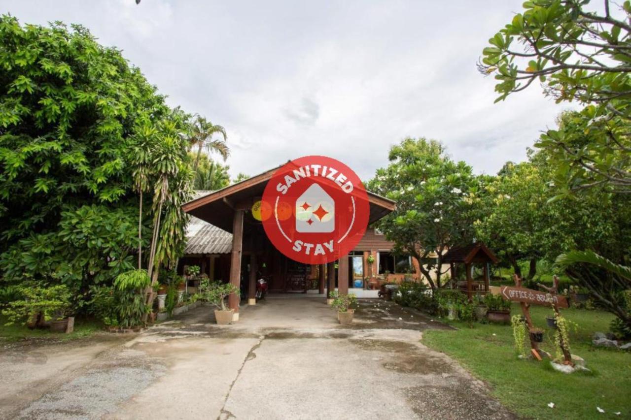 Oyo 909 Guiding Star Resort เชียงใหม่ ภายนอก รูปภาพ